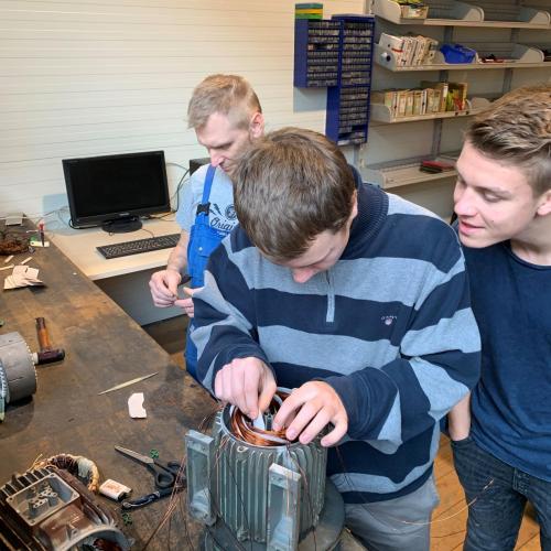 Exkursion Elektromechanik Spötl7