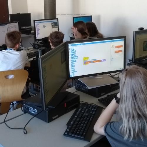 4c nimmt am Programmierwettbewerb teil
