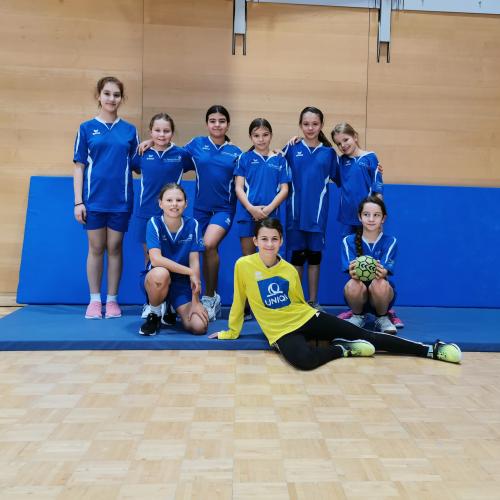 Mädchenteam des BRG Telfs