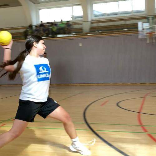 Elif beim Torschuss
