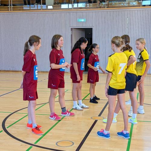 Aufstellung vor dem Anpfiff