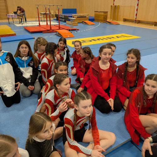 Warten auf die Siegerehrung