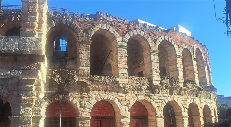 Arena