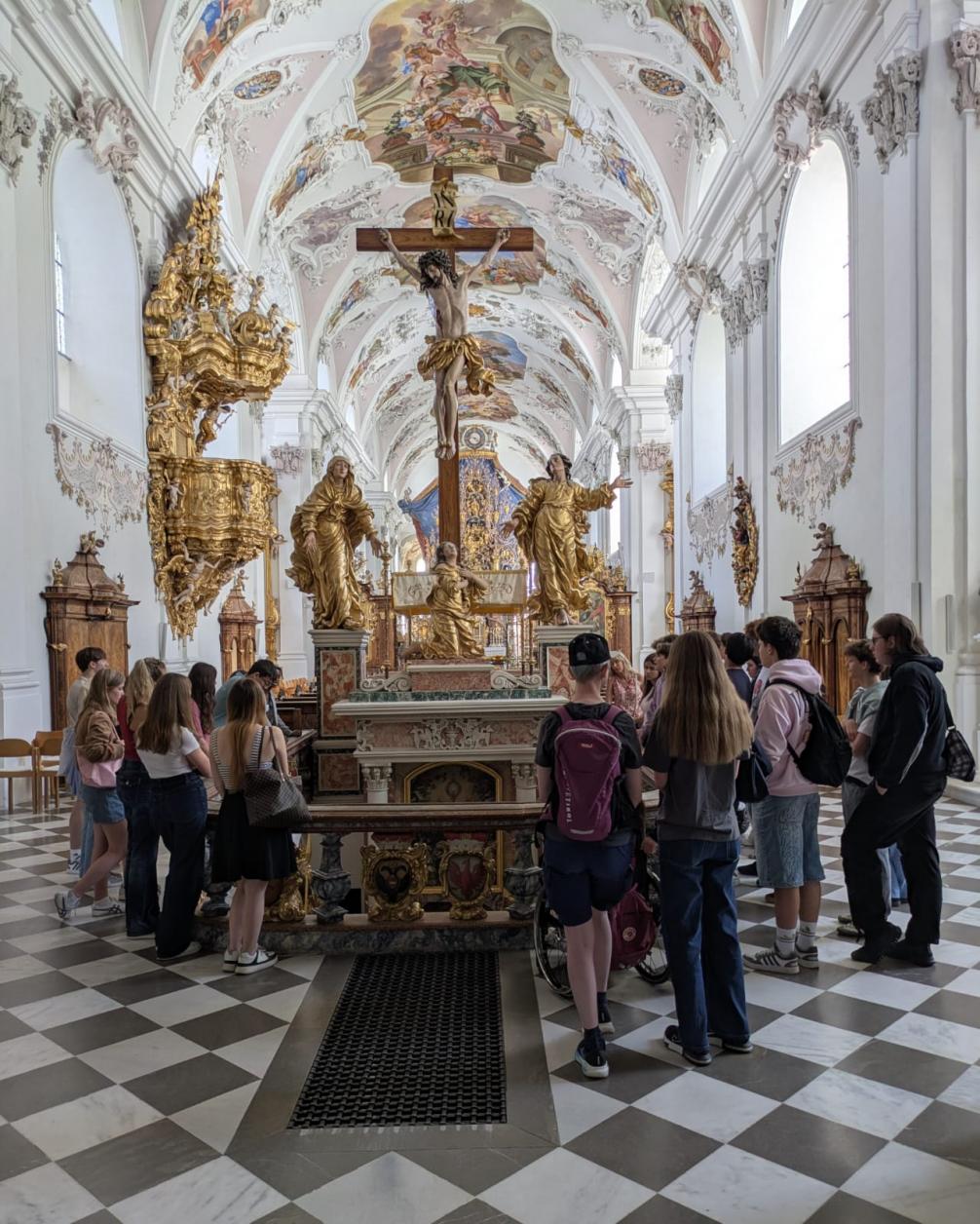 In der Basilika Stams