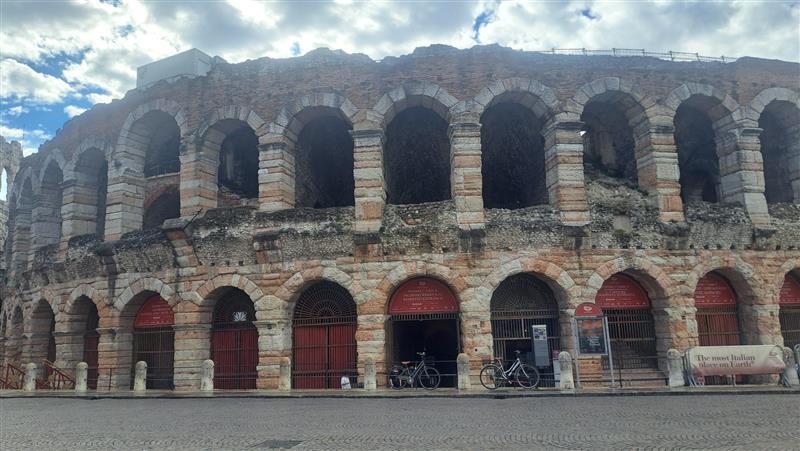 Arena