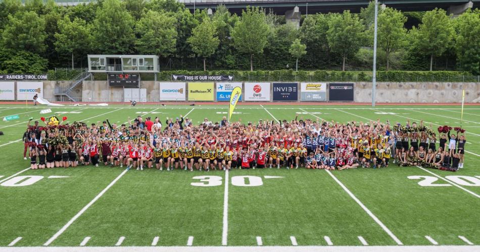 Teamfoto alle Teams